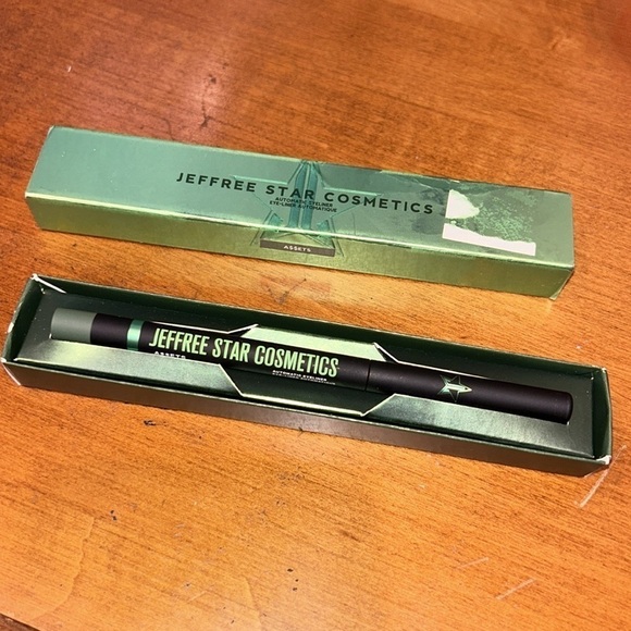Jeffree Star Cosmetics Automatic Eyeliner A$$ets green new in box make up - Picture 3 of 6